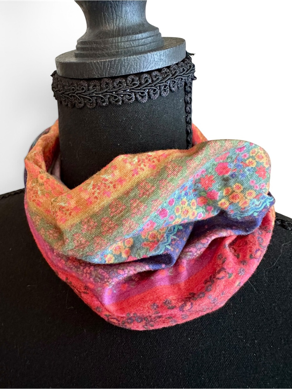 NATURAL LIFE Pink Red Blue Hair Scarf